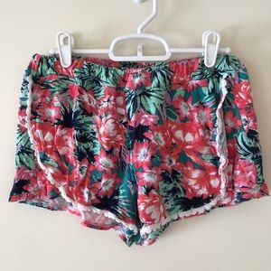 Floral cloth shorts, Med